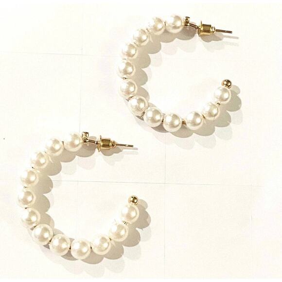 Pearl Hoop Earrings - Picture 1 of 1
